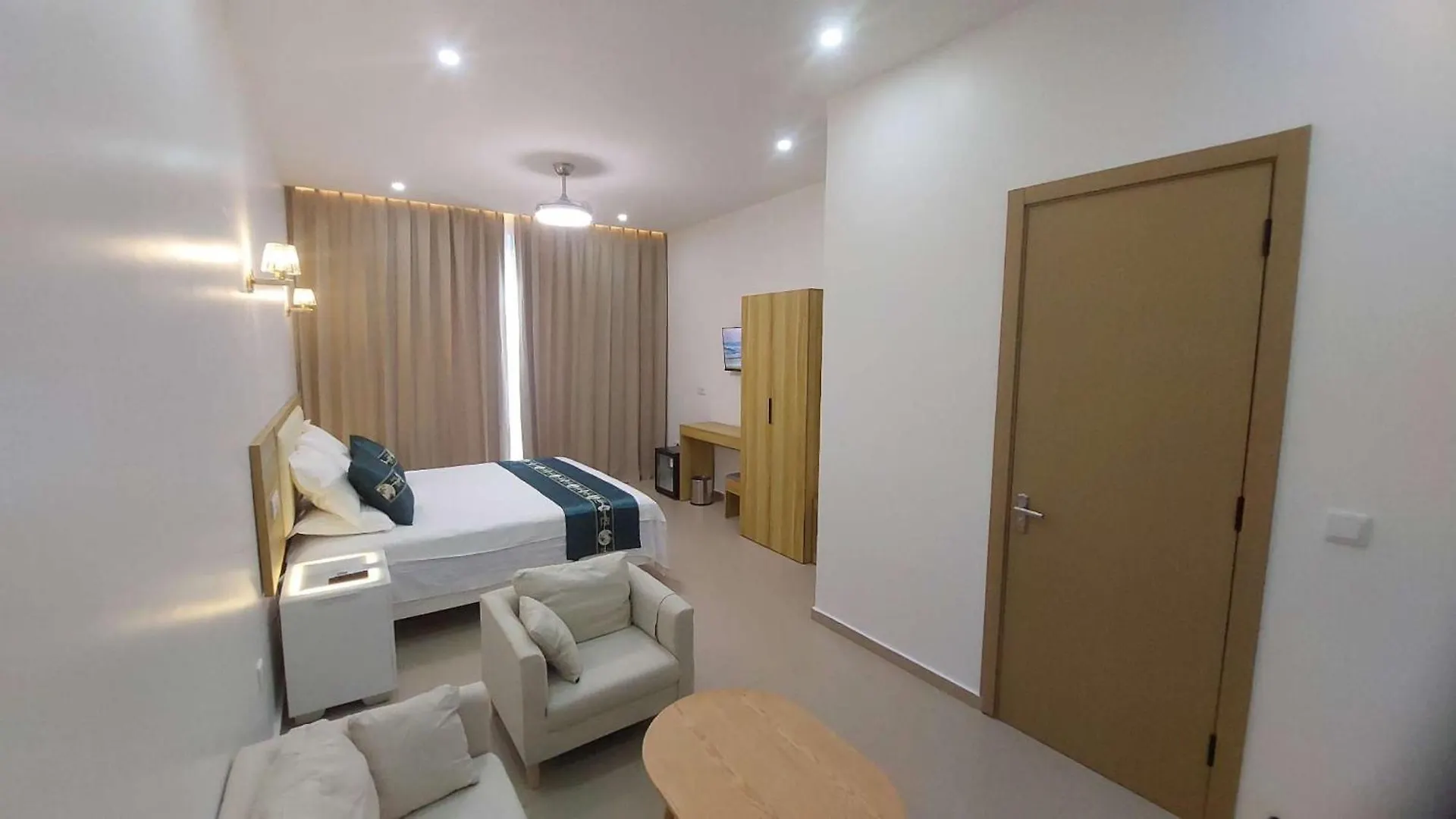 Lily Holiday Hotel 明德卢