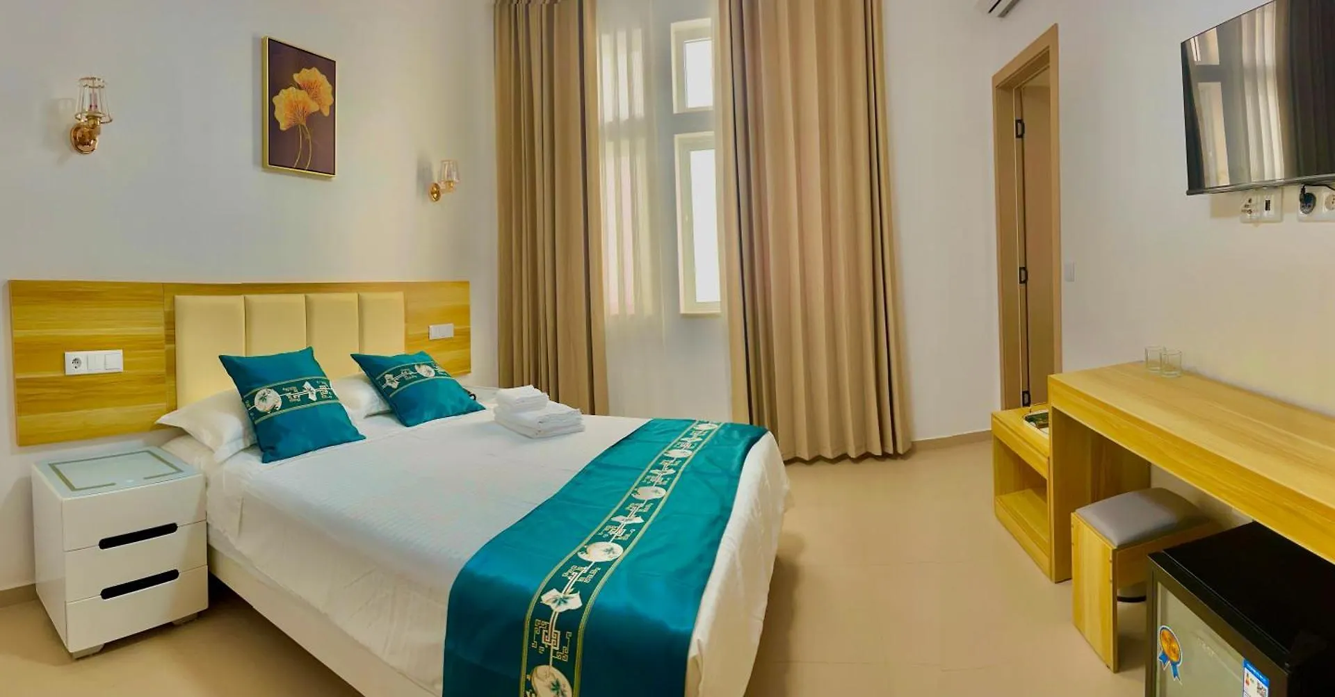 Lily Holiday Hotel 明德卢