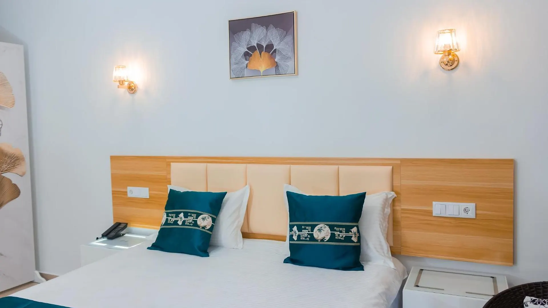 Lily Holiday Hotel 明德卢 3*,  佛得角